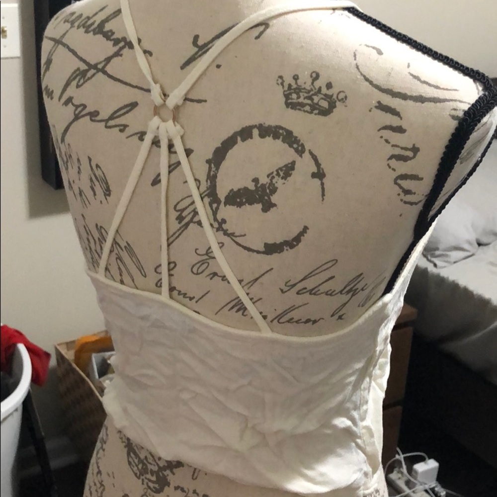 Cute top - Picture 2 of 3